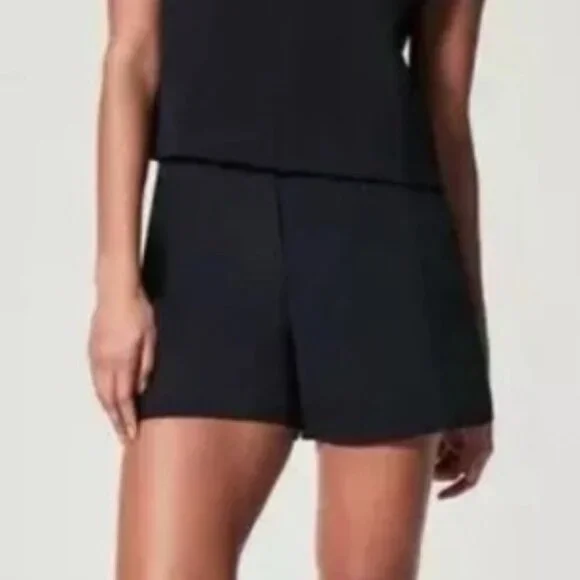 Spanx The Black Perfect A Line Classic Short 1X NWT #76 - Picture 1 of 6